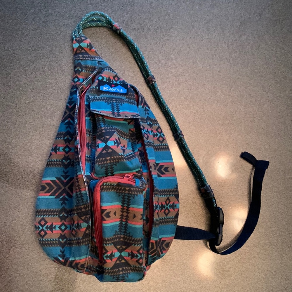 Kavu mini rope bag.